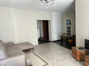 Tamo's Apartment